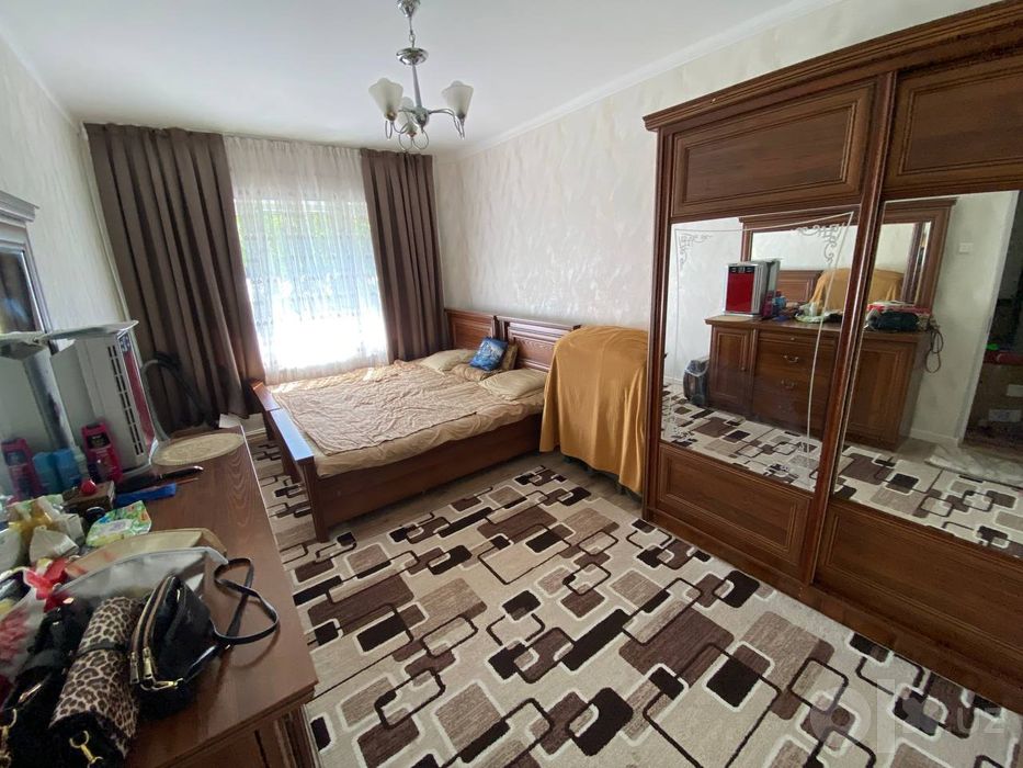 Срочно  сотилади.  3× хонали квартира Шайхонтохир Самарканд др. 94000$