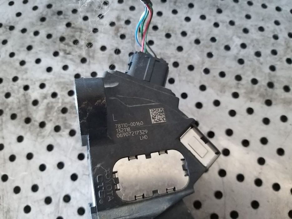 Pedala acceleratie 1.0 b toyota yaris 3 p13 781100d160