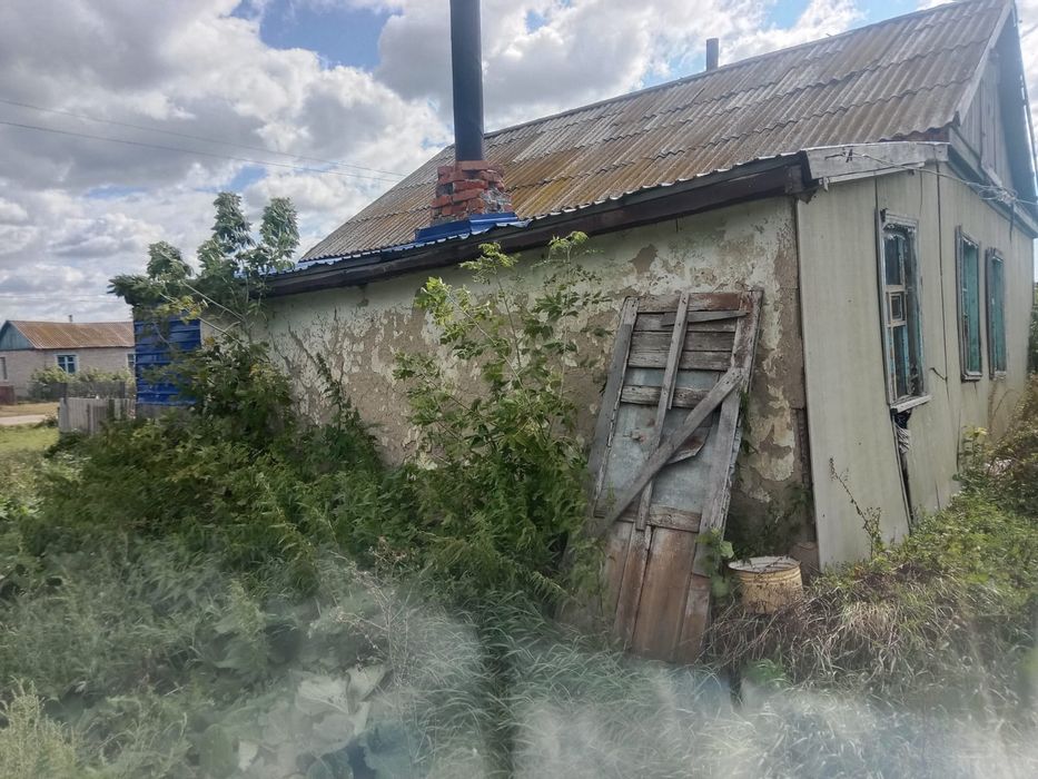 Дом с  большим участком