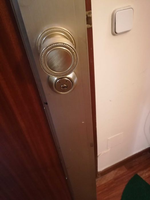 Deblocari usi si geamuri