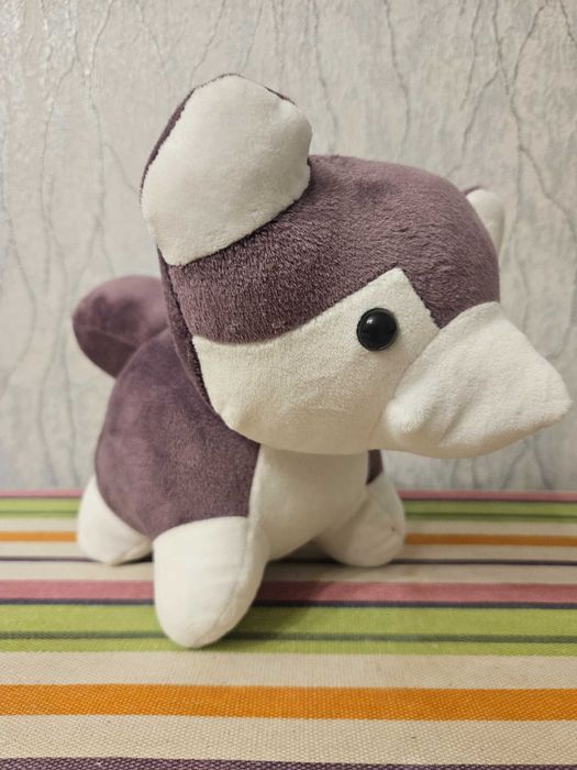Плюшевый фиолетовый енотик