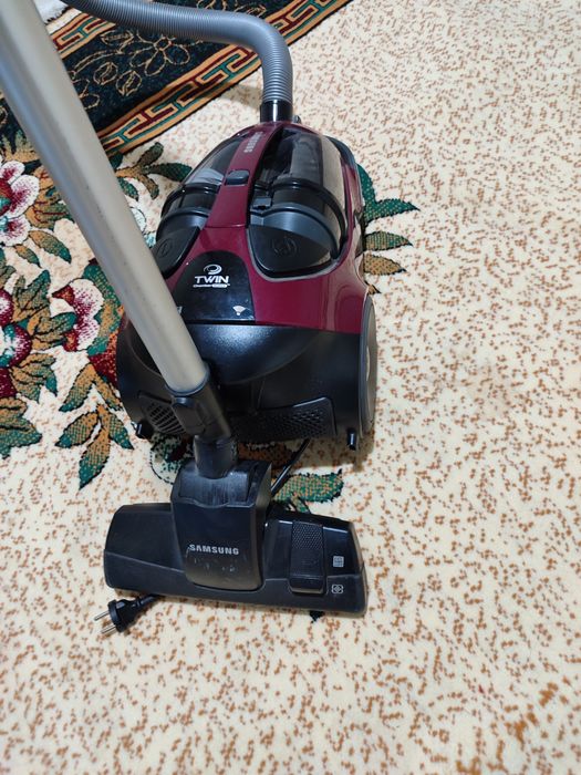 Пылесос SAMSUNG 2000W