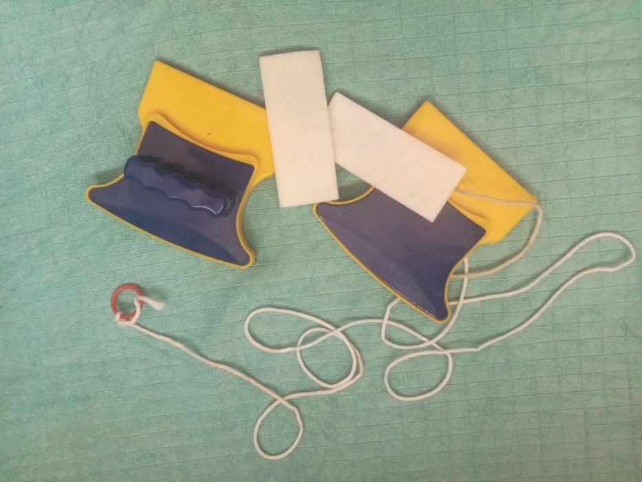 Oyna tozalagich sotiladi