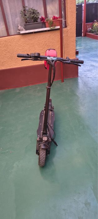 Vand trotineta electrica