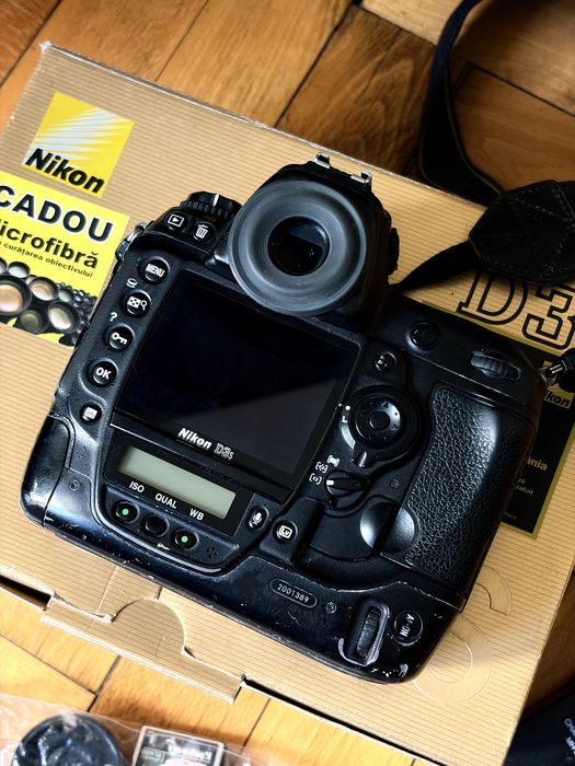 Nikon D3s full box, unic proprietar, facturi, 2x baterii + carduri