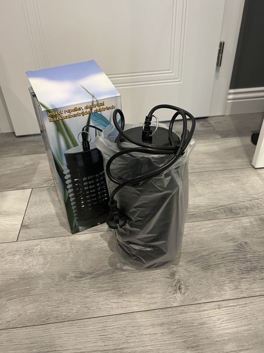 Aparat electric antiinsecte nou!