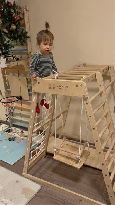 Детска дървена катерушка