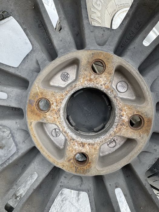 Резина с дисками 205/70/15