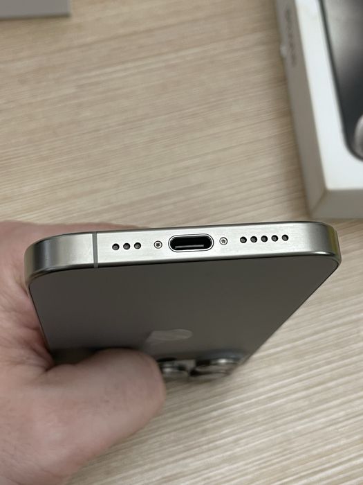 Iphone 15 Pro Natural Titanium ca nou