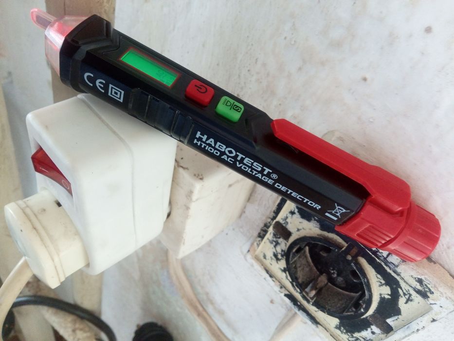 Безконтактен фазомер