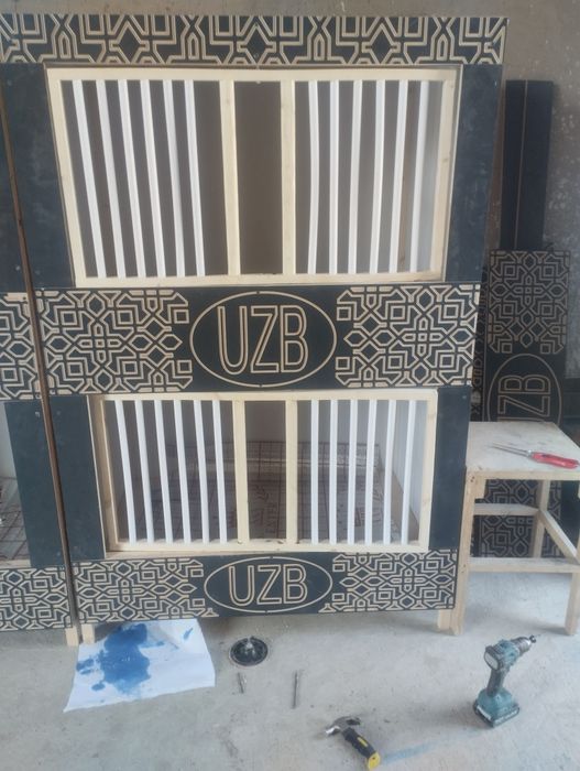 Dakan Xo‘roz qafaslar