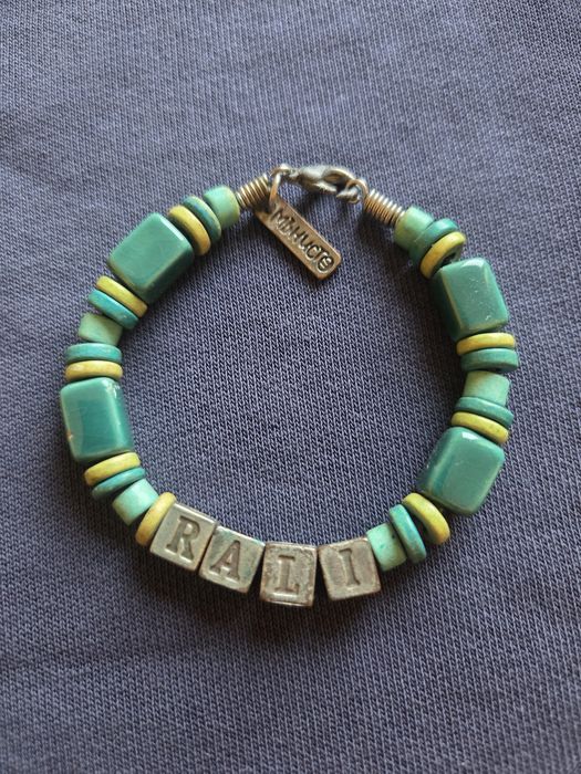 Бижута от мъниста