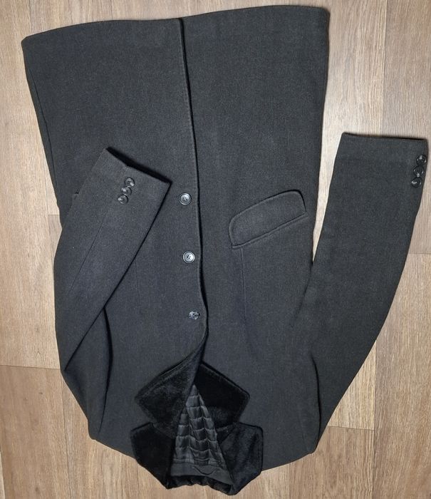 Мужское теплое пальто, размер М