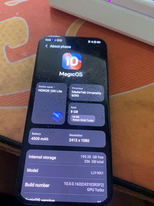 Продавам телефон Honor 200lite 256gb