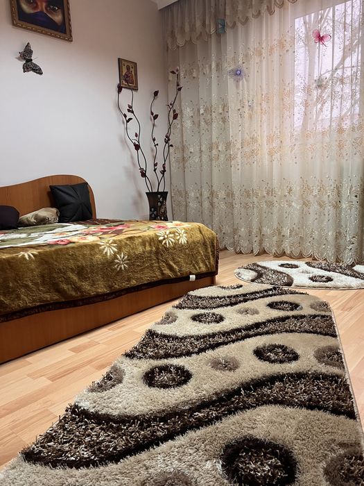 Inchiriez apartament