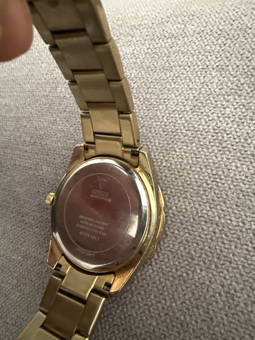 Ceas dama Guess auriu