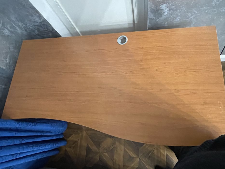 Стол компьютерный (офисный)