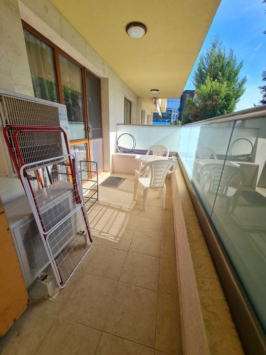 ”Мати” просторни студия до кк Св. Св. Константин и Елена