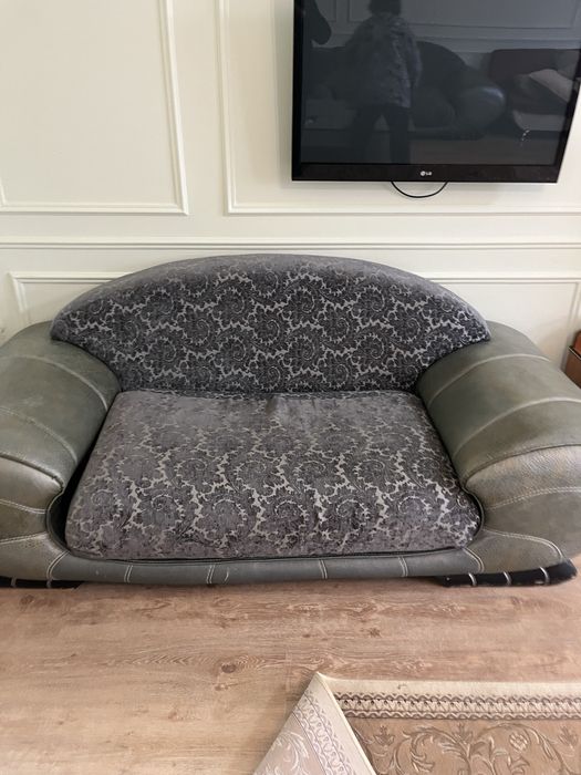 Мебель для дома , двери из дерева