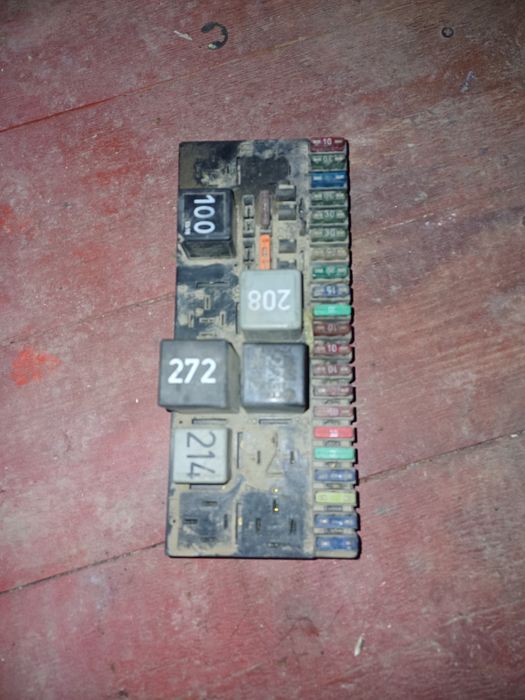 Продам запчасти ауди 80 б4 2.0