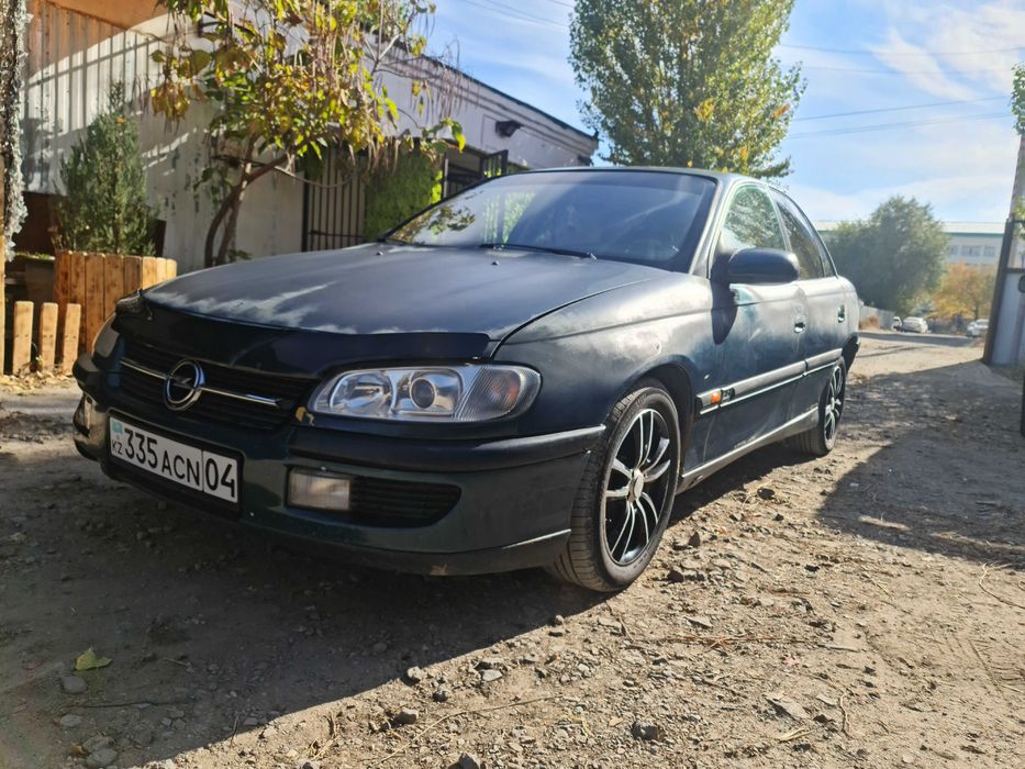 продам опель омега Б 1997г, Акпп 2,0 простой мотор, Газ
