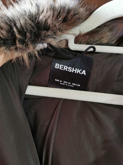Blana noua Bershka, medium