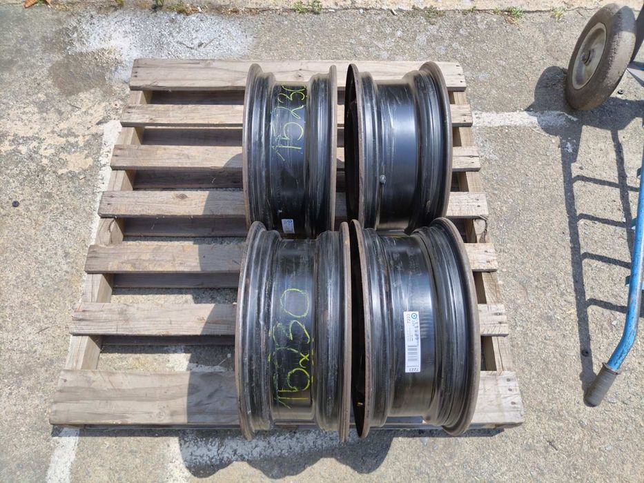 15 цола 5 х 114,3 мм Мазда - 6 инча / ЕТ 50