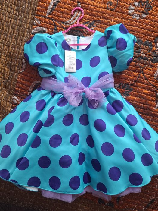 Продам платье для девочки