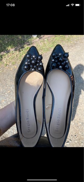 Balerini cu detaliu in fata