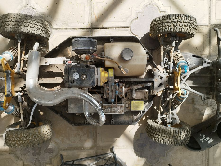 RC машина 1:5 бензиновая, без пульта, не заводится