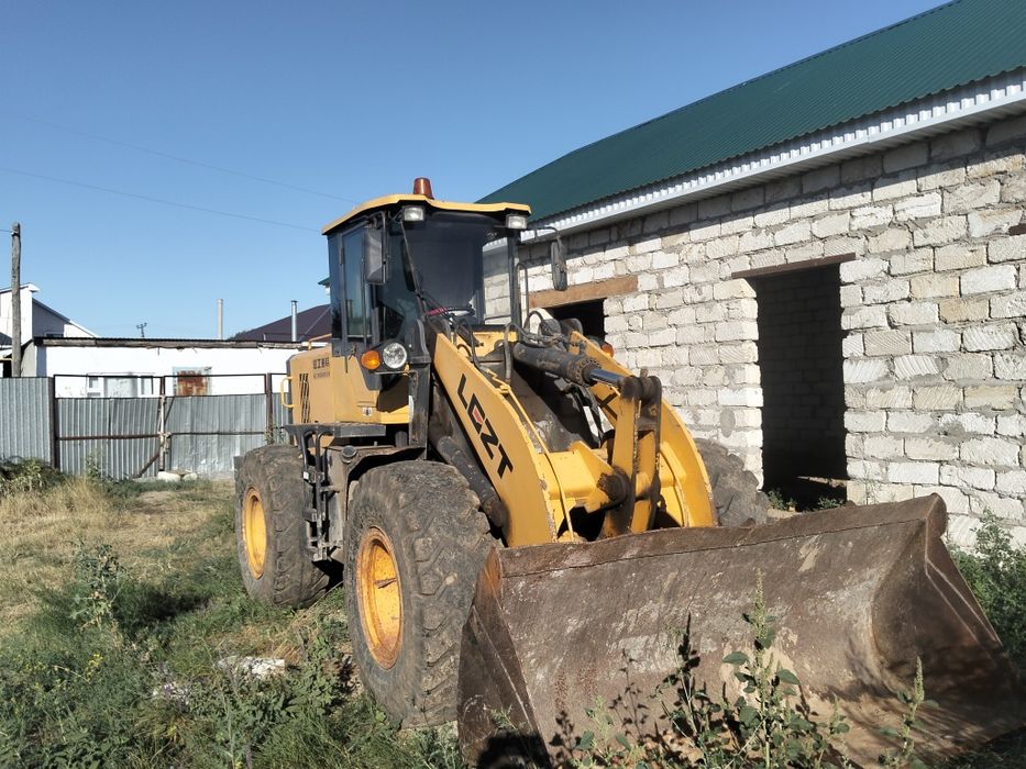 Продам погрузчик фронтальный