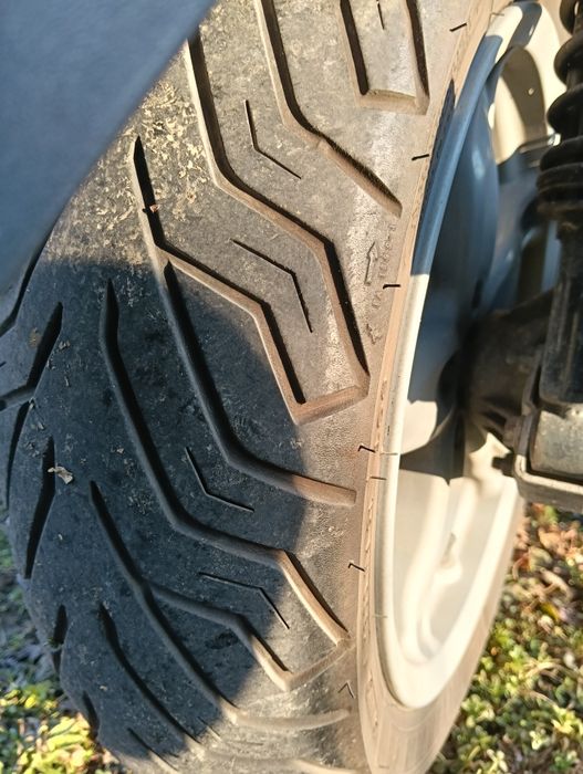 Piaggio X8, an 2006 , 400cc