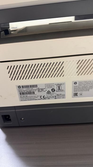 Продам принтер фирмы hp
