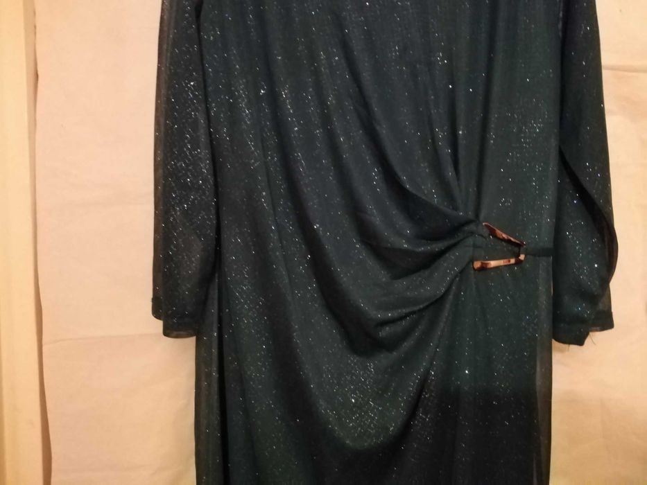 Rochie eleganta verde inchis cu model discret sclipitor