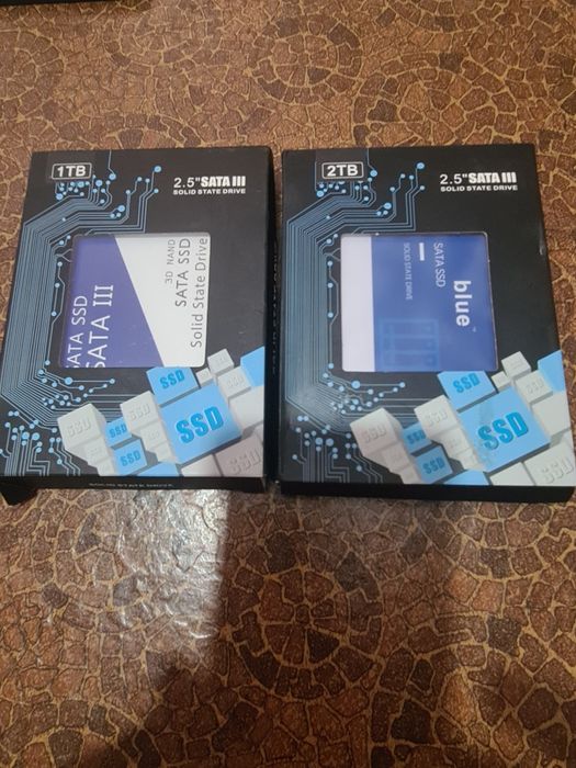 Ssd-uri 2 TB, 1 TB Noi