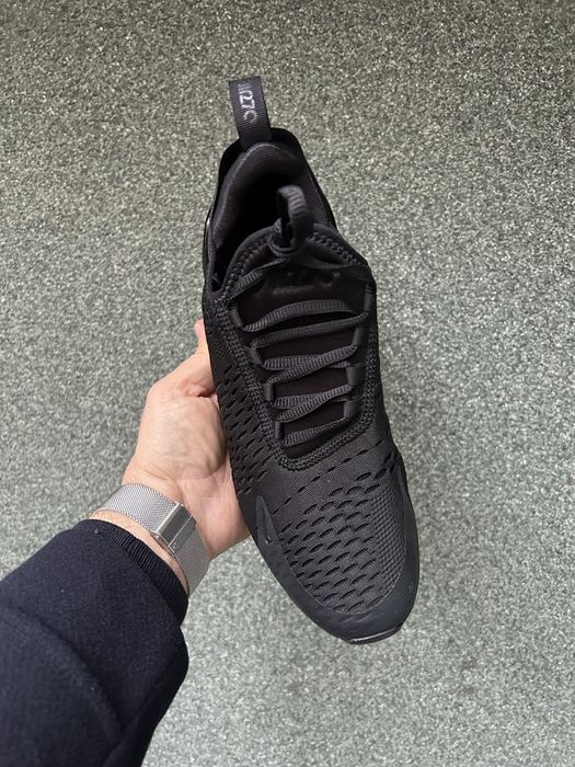 Nike Air Max 270 Triple Black UK6/40номер/25см