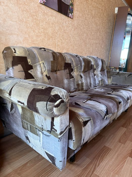 Продам Диван раскладной