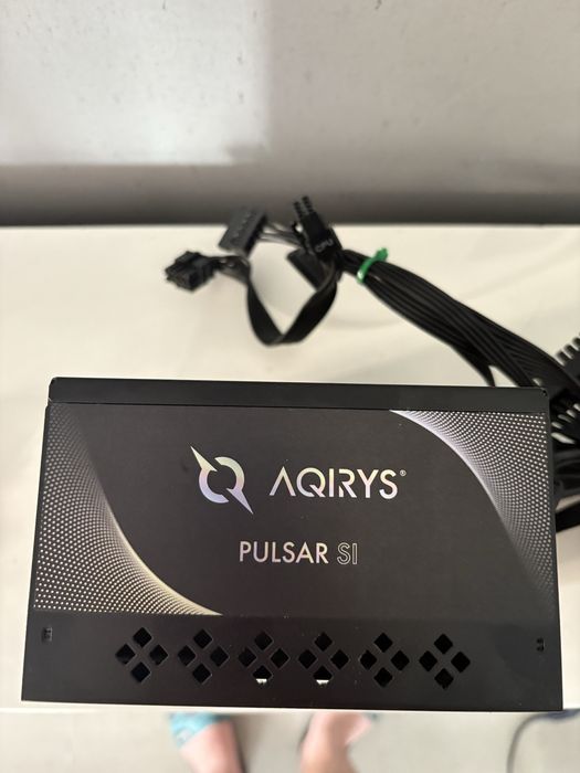 sursa aqirys 550w