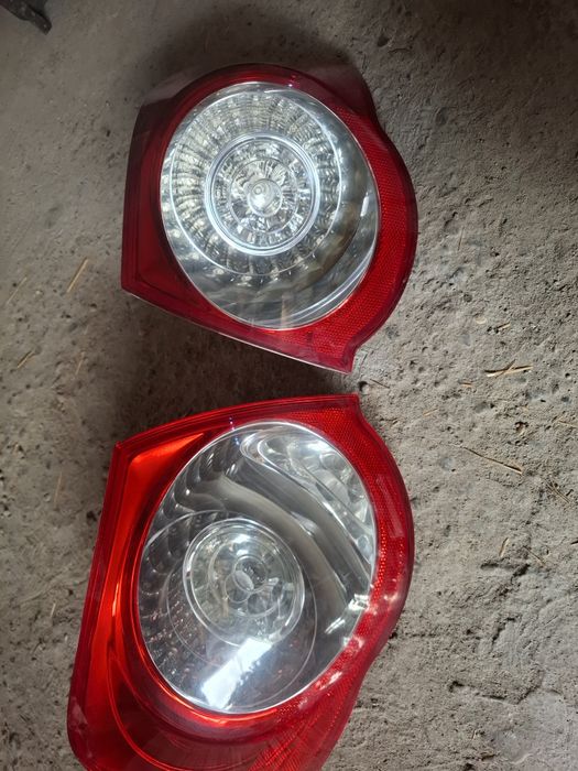 Stopuri Triple Led Wolswagen Passat B6 Break prețul afișat este pe set!