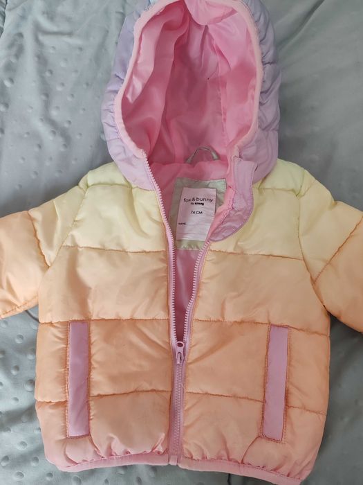 Geaca de iarna /Salopeta bebeluși mărimea 68 stare foarte bună