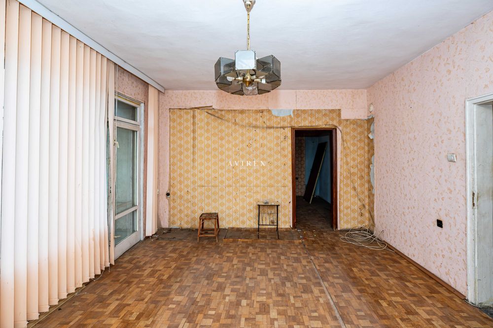 Продава се Тристаен апартамент в Пловдив, Христо Смирненски - 86 кв.м за 971 €/кв.м - Снимка #5