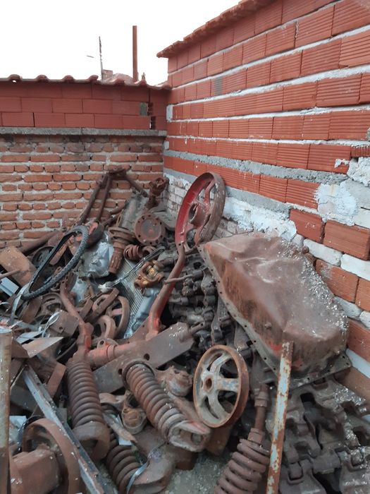 ДТ 75 БУЛДОЗЕР части.