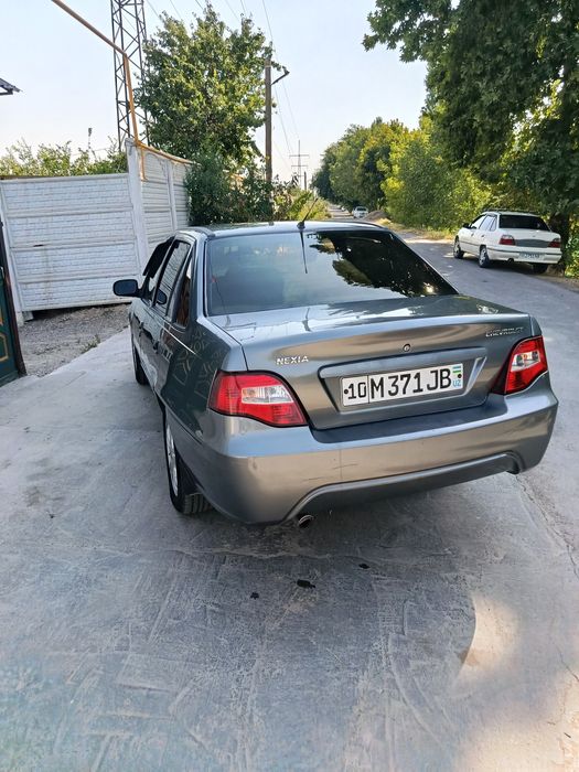 Продается машина , нексия 2