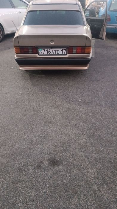 Мерс 190сатылады