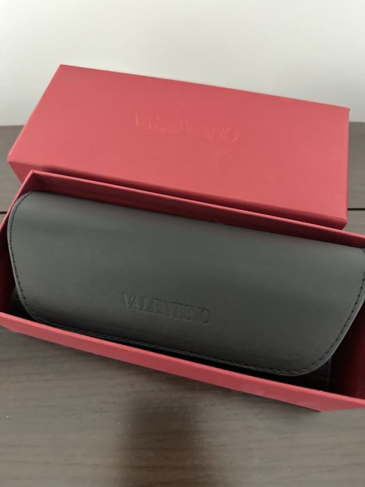 Новып очки Валентино