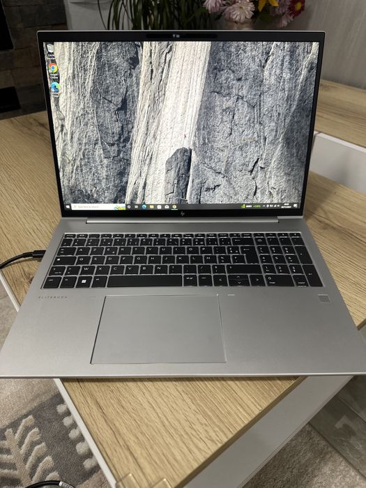 Laptop HP EliteBook 865 G9 AMD Ryzen 5 6600U * Nou