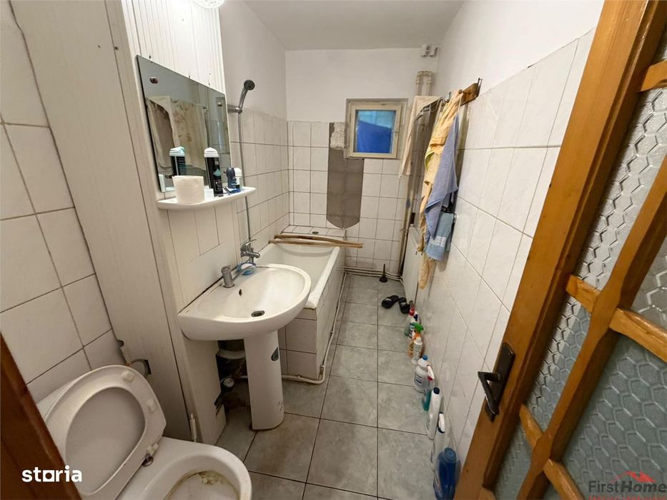 Apartament 4 camere, parter, 94mp, zona Politie - Lupeni