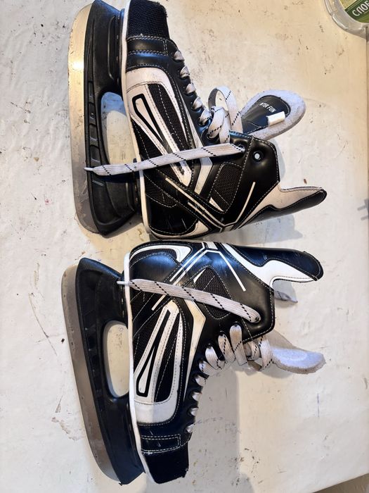 Коньки хоккейные детские