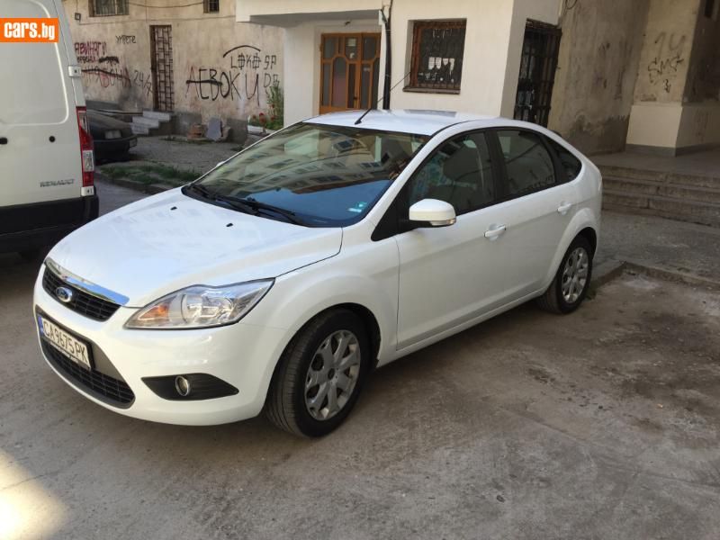 Основа задна броня за FORD FOCUS, каре, селенови втулки за ВАЗ.