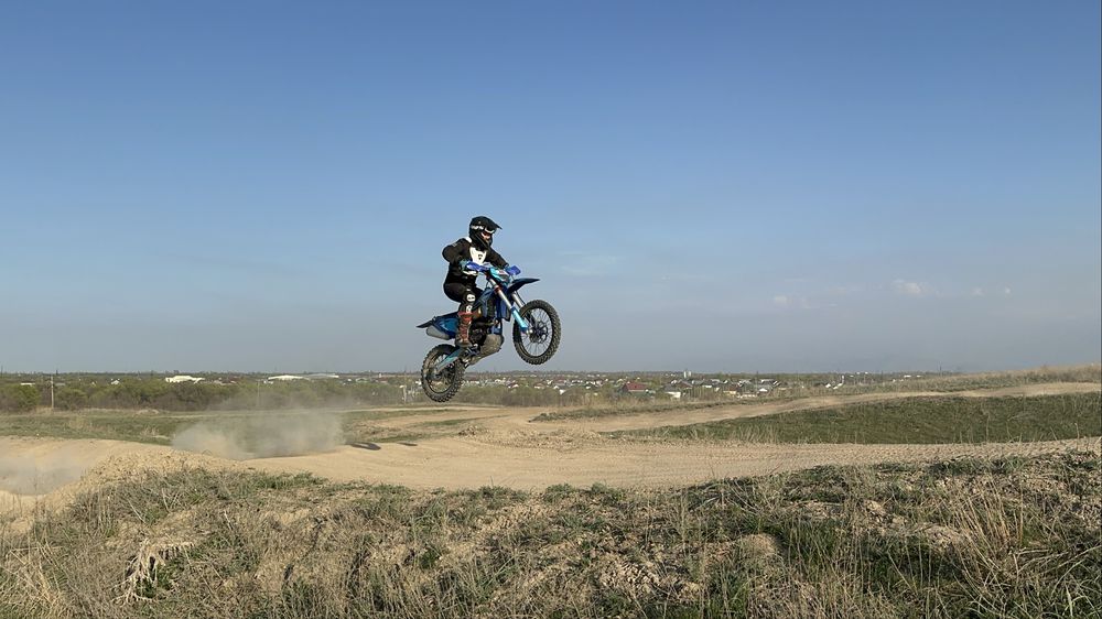 Hasky f6 300gs в отличном состоянии